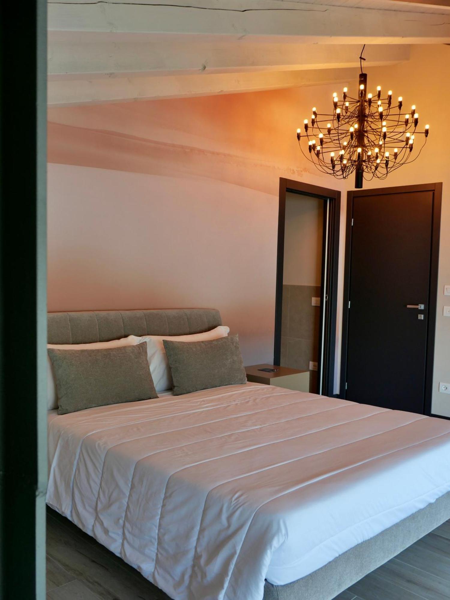 Monte Isola - Decio Rooms Dış mekan fotoğraf